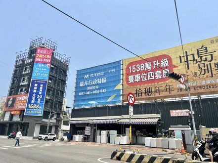 台中海線房市話題多、建設也多，吸引人口「輕移民」。記者宋健生/攝影