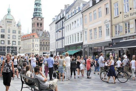 丹麥首都哥本哈根購物街 「斯楚格街」（Strøget）。 （圖片來源：dream...