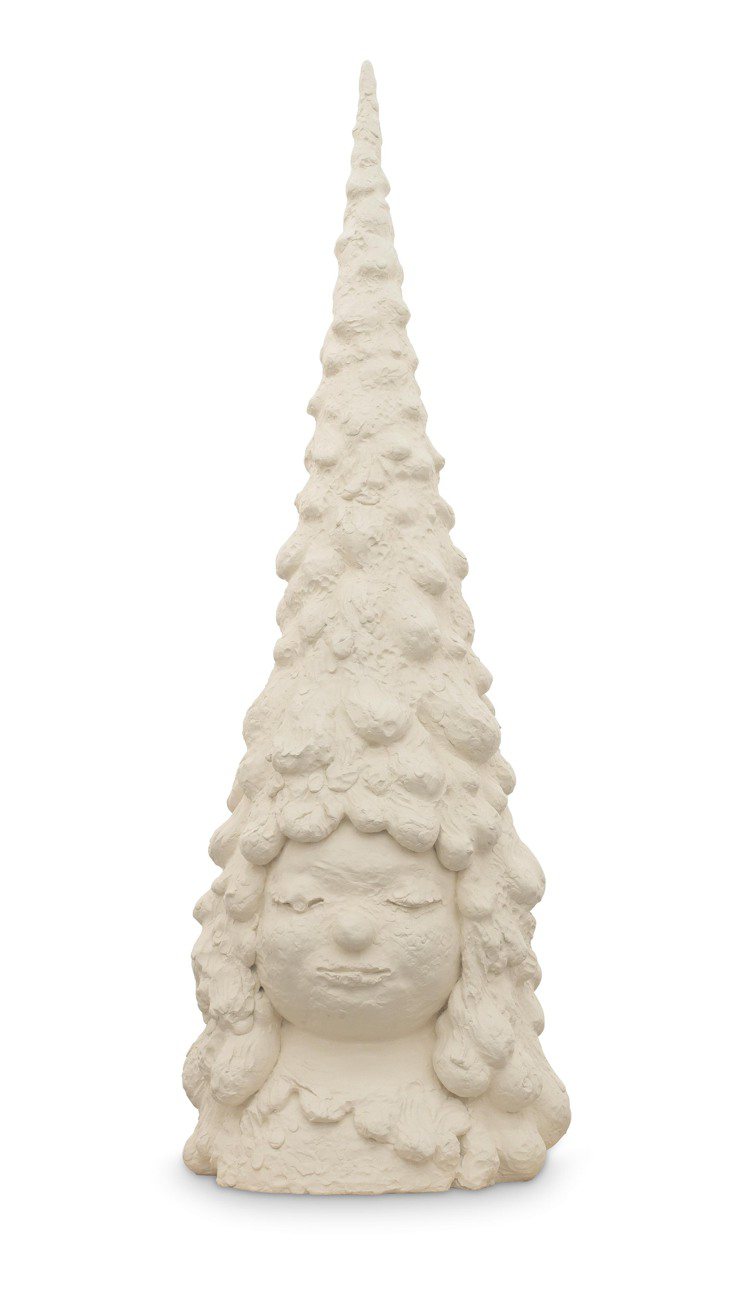 羅芙奧6月4日「現代與當代藝術」專場封面拍品為一件奈良美智2016年大型青銅雕塑《森林之子/奶油般的雪》 ，高239公分，估價5,500萬台幣起。圖／羅芙奧提供
