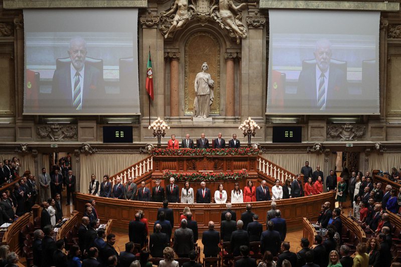 葡萄牙國會12日通過容許合法安樂死的法案，結束多年來的爭議。歐新社