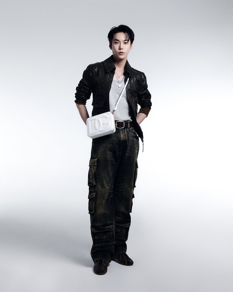 韓團NCT成員Doyoung（道英）成為Dolce & Gabbana的最新韓、日地區品牌大使。圖／摘自facebook