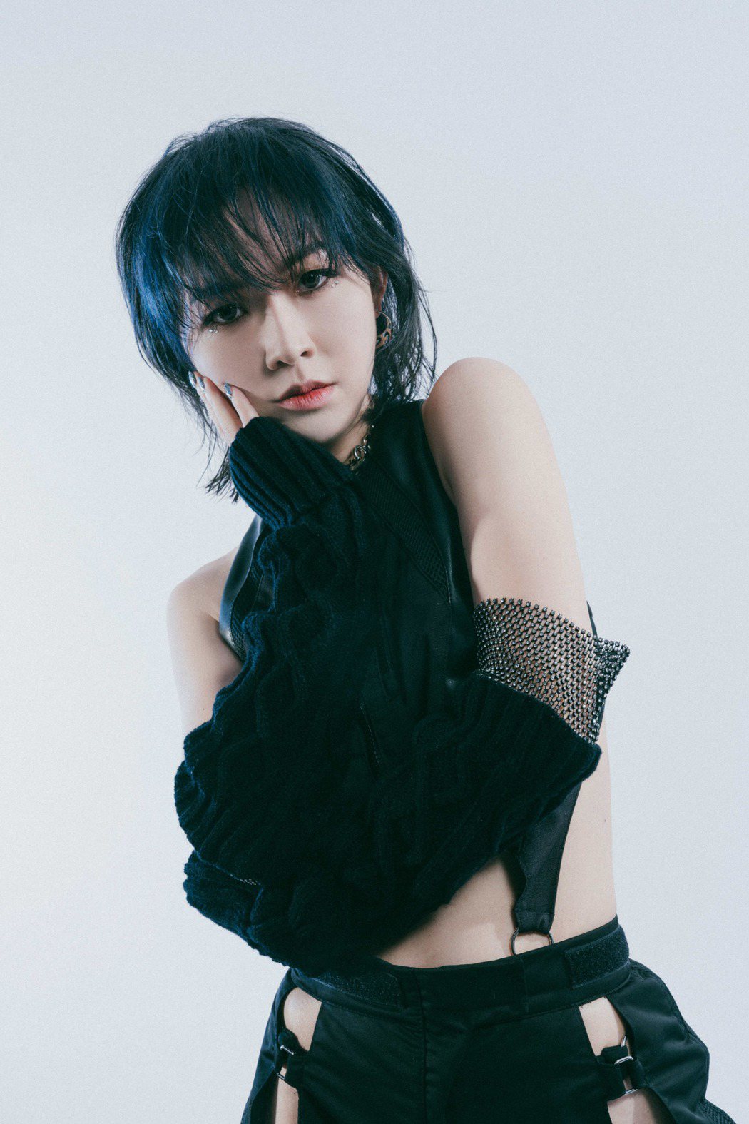 新加坡创作女声J.M3 刘宣将献出首张EP作品。图／华纳音乐提供