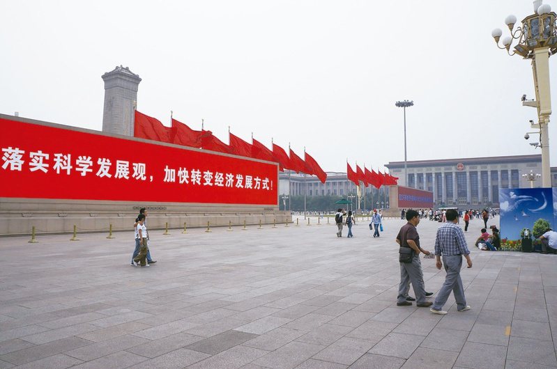 中國需要中亞提供的能源以便發展其國內經濟。(Photo by tefl Search on Flickr used under Creative Commons license)