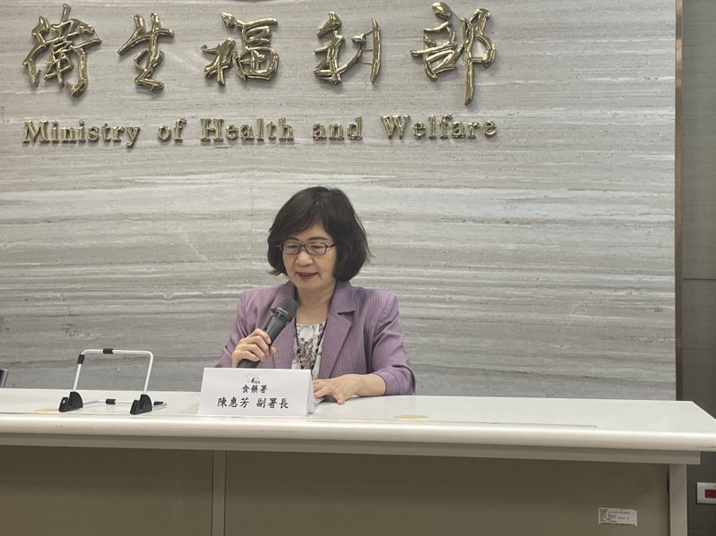 食藥署副署長陳惠芳說明國內缺藥狀況。記者李青縈／攝影