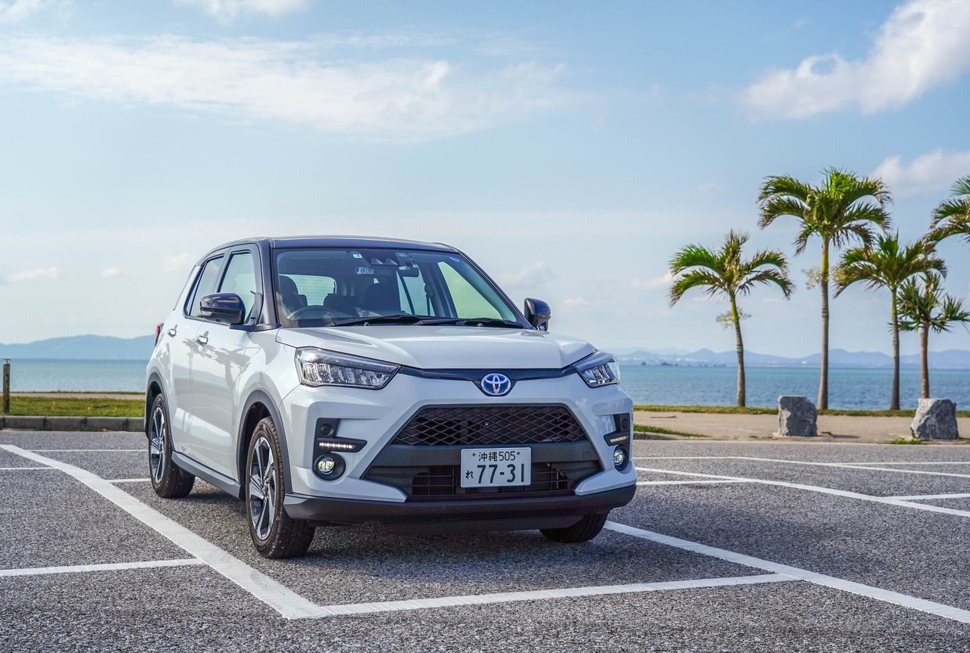 台灣無緣的節能實用小車 Toyota Raize Hybrid沖繩自駕體驗