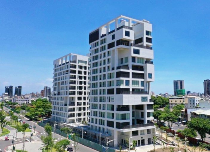 高雄首座新建社會住宅「凱旋青樹」日前釋出245戶招租。圖／高雄市政府提供