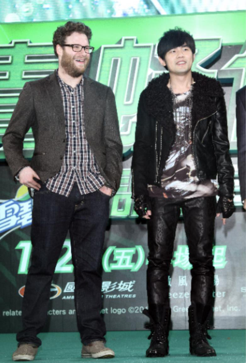 塞斯羅根(左)曾與周杰倫合作「青蜂俠」，當時還來台灣宣傳。本報資料照