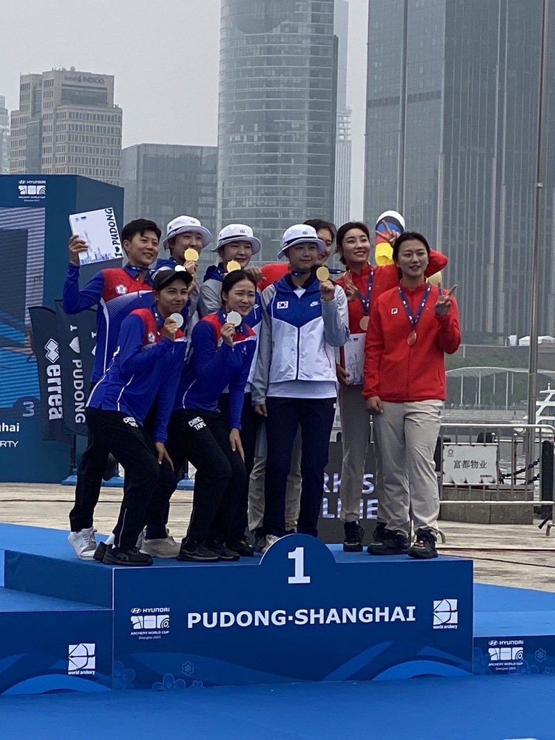 中華隊獲得世界盃上海站反曲弓女團銀牌。圖／中華射箭協會提供