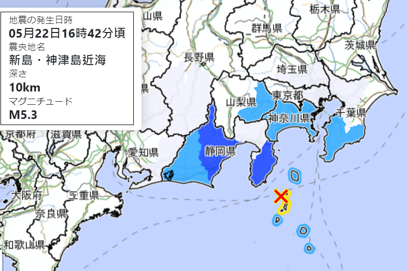 日本氣象廳指出，東京都的利島村觀測到震度5弱。新島觀測到震度4，震度3的有靜岡縣的牧之原市與東伊豆町。圖／擷自推特