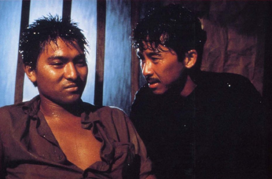 電影「投奔怒海」聚焦越南解放後面臨的社會問題，由演員劉德華（左）、林子祥（右）主演。 圖／華映娛樂提供