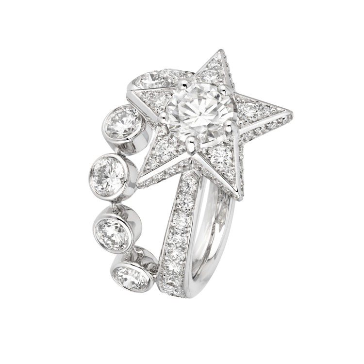 布麗拉森配戴香奈兒高級珠寶系列Comete Couture 戒指。圖／香奈兒提供