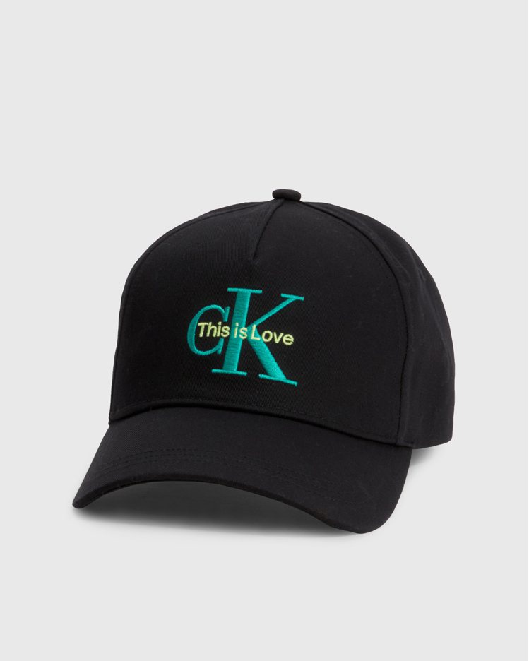 Calvin Klein Pride棉質棒球帽，1,680元。圖／Calvin Klein提供