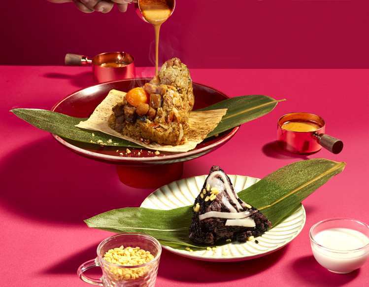 瓦城今年集結「泰式蝦醬肉粽」、「芋香紫米粽」等甜鹹口味，推出組合禮盒。圖／瓦城提...