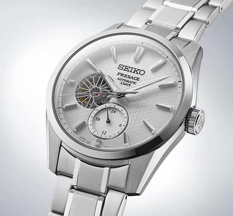 Seiko Presage新銳系列SPB415J1腕表，精鋼表殼與表鍊，搭載6R5J機械機芯，41,000元。圖／Seiko提供