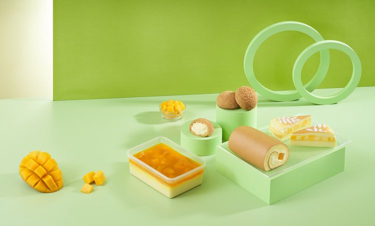 全聯We Sweet網羅7款超欠吃甜點推出芒果季；另阪急麵包也同步推出「芒果季」檔期。圖／全聯福利中心提供