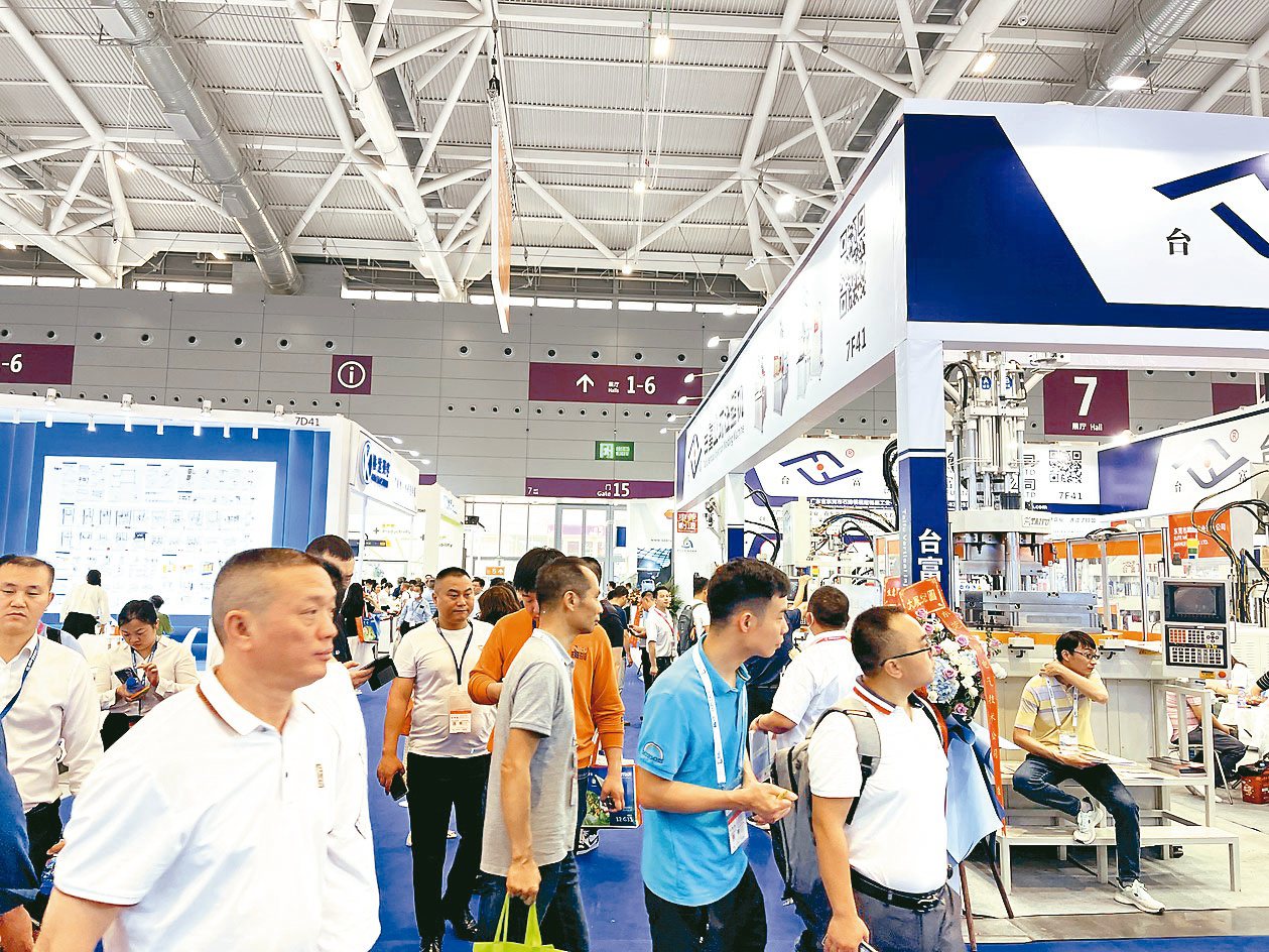 CHINAPLAS 2023共有61家台灣廠商參展，規模僅次於日本展團。溫志煌／攝影