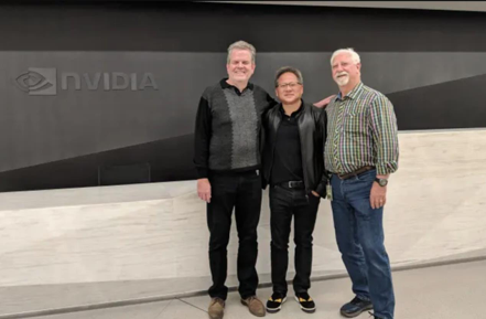 Nvidia三位創辦人由左至右：普里姆、黃仁勳、馬拉科夫斯基 。網路照片