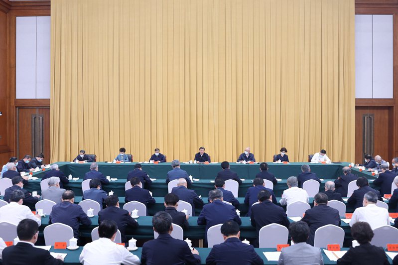 中共國家主席習近平在北京出席文化傳承發展座談會並發表重要講話。   新華社