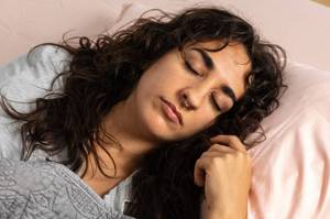 最新研究指出，患有嚴重睡眠呼吸中止症者，大腦中與記憶有關的區域會萎縮，若不治療，將會增加失智風險。路透／alamy
