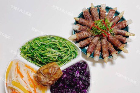 彩虹餐盤🌈減醣料理之香煎白蘆筍牛肉捲