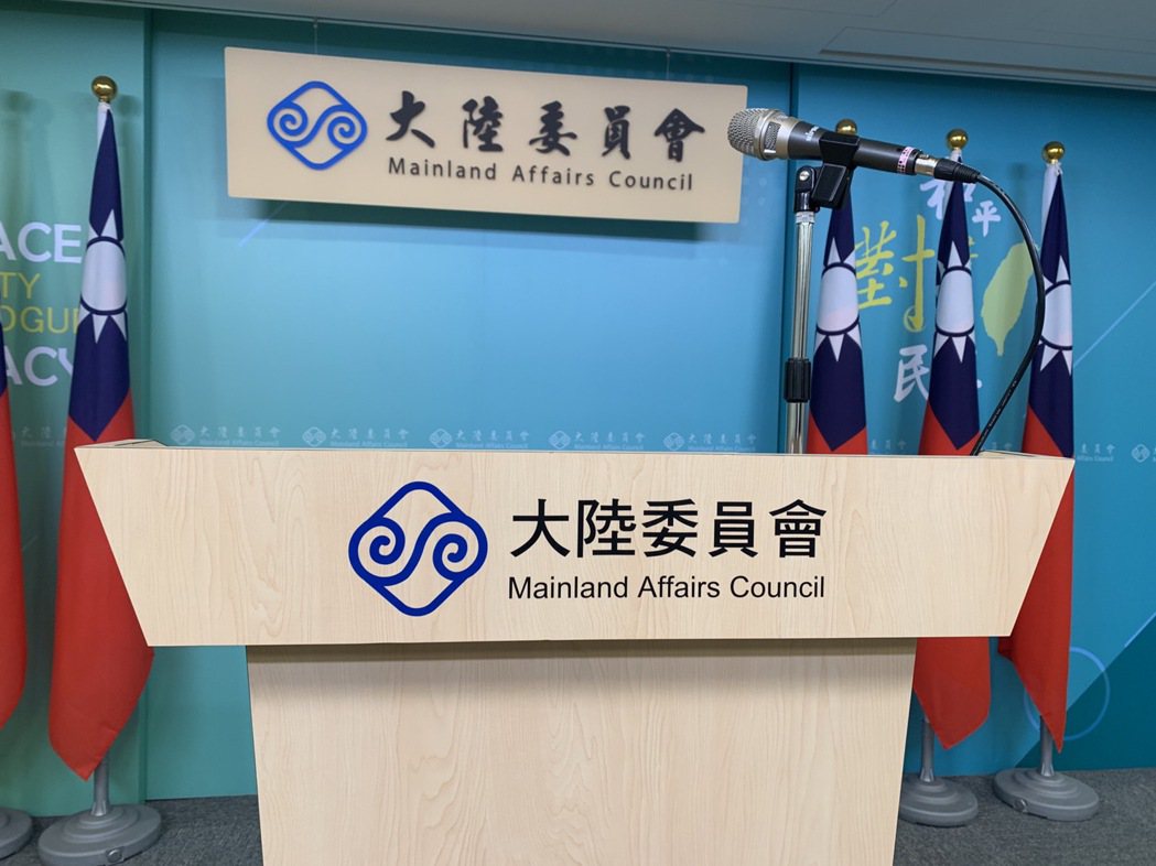 陸委會希望港府用公平妥適的方式，來處理相關的案件，盡速讓學生能夠回到台灣完成學業...