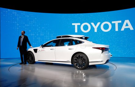 豐田呼籲給予混合動力車更長的時間，不要太快禁售。（路透）