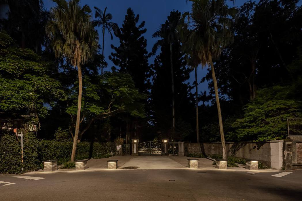 台北植物園植光步道。圖／中強光電文化藝術基金會提供、丰宇影像攝影