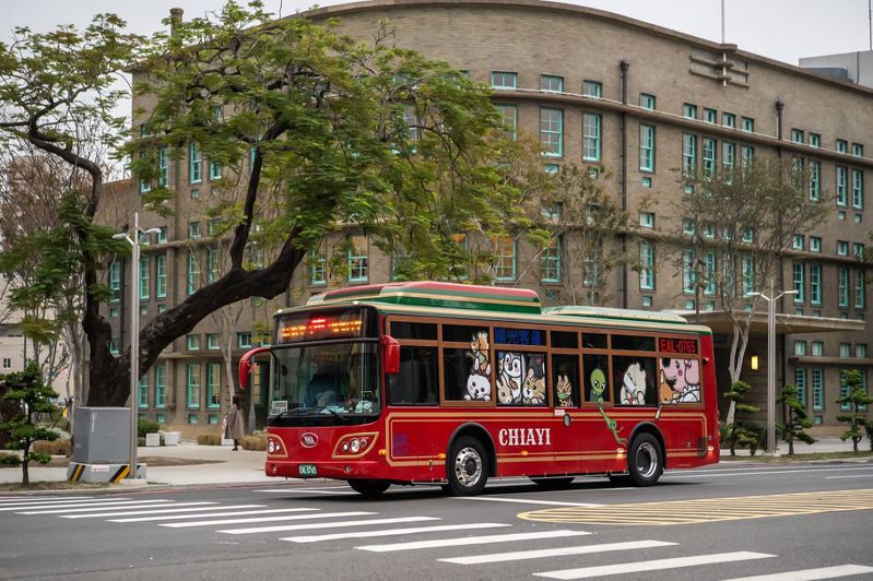 嘉義市有便利的市區電動公車。圖／嘉義市政府提供