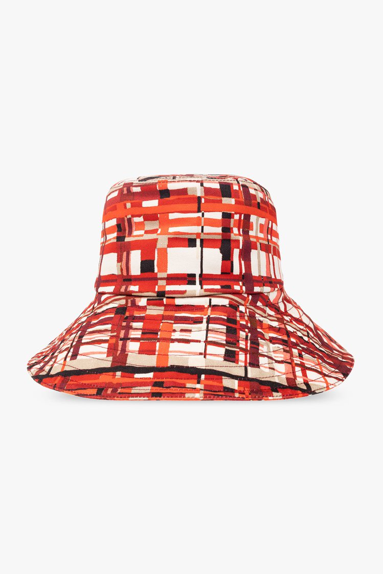 FERRAGAMO紅色格紋印花漁夫帽，13,900元。圖／FERRAGAMO提供
