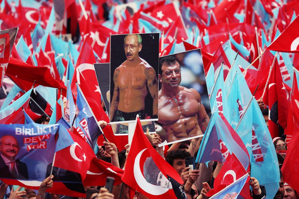 伊馬姆奧盧（右圖）原被視為代表反對派陣營參選的大熱門人選。他被逼放棄角逐土耳其總...