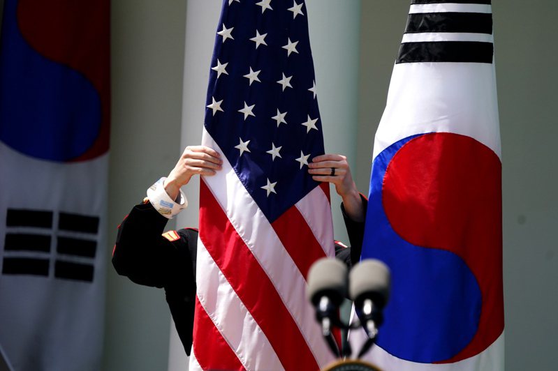 中國常駐聯合國副代表耿爽日前批評美韓簽署「華盛頓宣言」係「挑動陣營對抗」，南韓駐中國大使館一名高層官員也對此做出反擊。歐新社