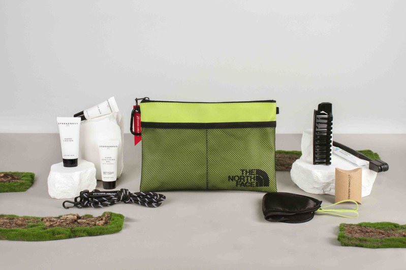 華航新一代旅行包以創新環保做為設計主軸，與全球戶外運動領導品牌The North Face及挪威護膚品牌SPREKENHUS合作。業者提供