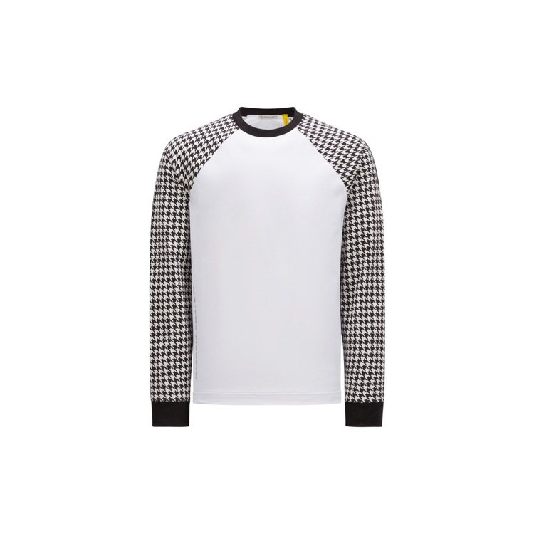 Moncler x FRGMT聯名系列千鳥格紋長袖上衣，約13,300元。圖／Moncler提供