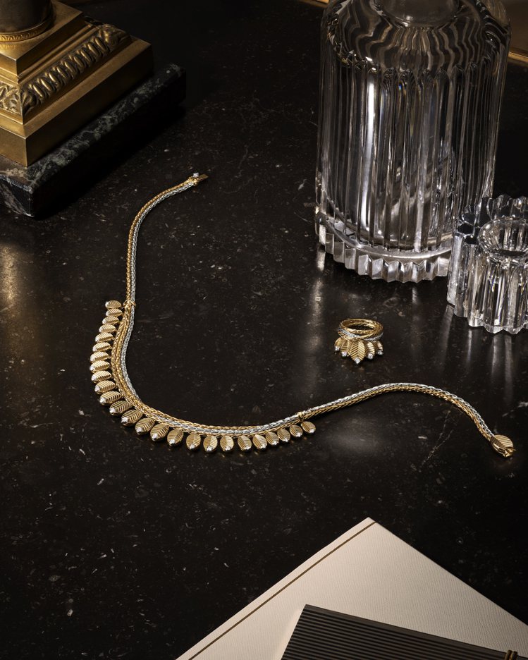 宛如咖啡豆般錦簇的Grain de Café珠寶項鍊，呈現日常中的非日常華美。...