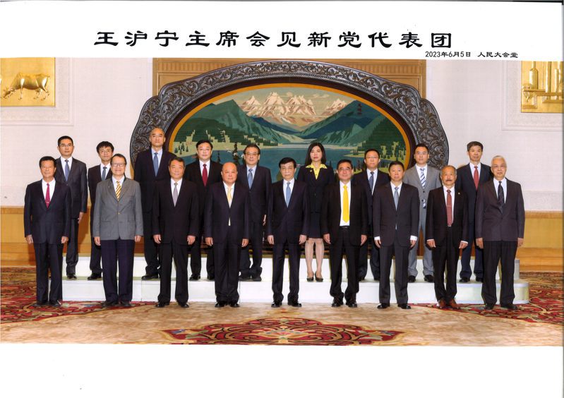 新黨發言人游智彬表示，新黨主席吳成典帶領黨內10人於5月31日至6月7日到大陸北京參訪。圖／新黨提供