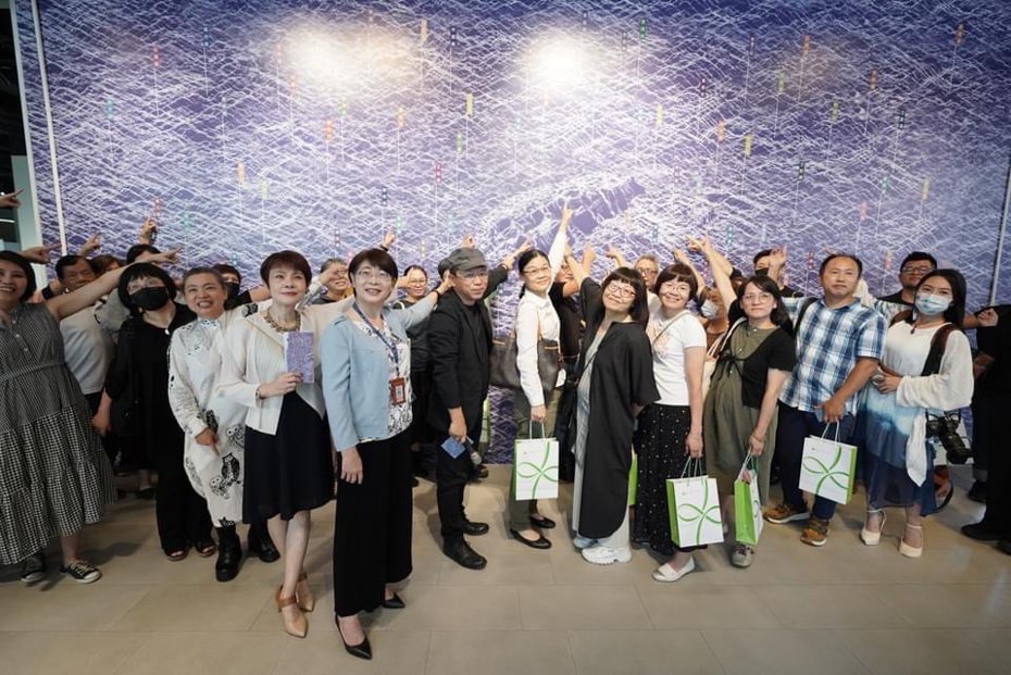 顏名宏策展台中市纖博館特展，呈現台中纖維工藝28年風華。圖／文化局提供