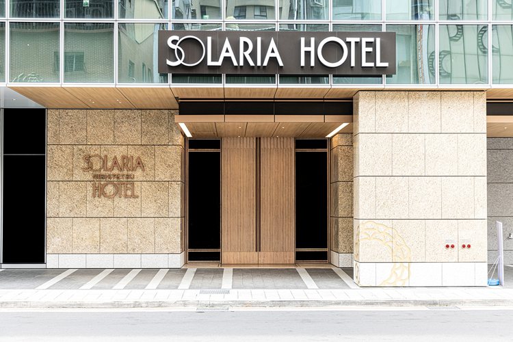 西鐵飯店集團旗下的「Solaria索拉利亞西鐵飯店」8月1日正式開幕迎客。圖／易遊網提供