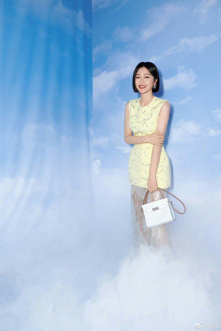 中國女星秦嵐在今年4月時，就曾出席了Tory Burch在新加坡舉辦的活動。圖／摘自微博