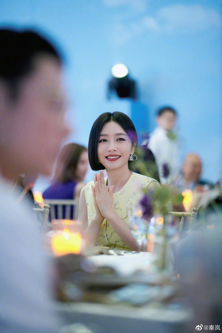 中國女星秦嵐在今年4月時，就曾出席了Tory Burch在新加坡舉辦的活動。圖／摘自微博