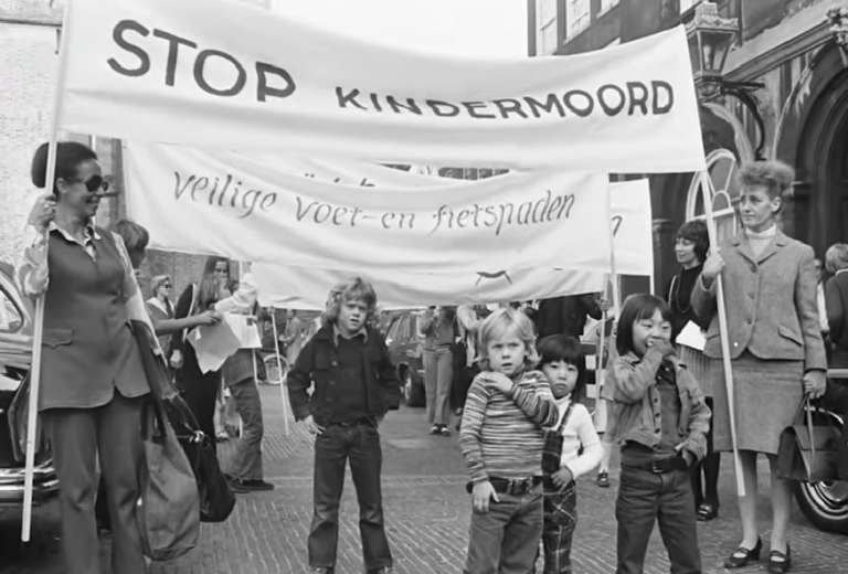 荷蘭「停止謀殺兒童」運動 （截圖自：<a href=