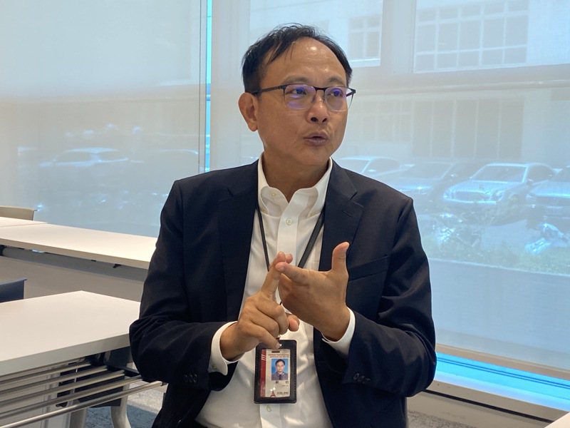 凌華董事長劉鈞宣布兼任達擎「銷售長」，他股東會後表示看好車用市場機會。王郁倫攝影