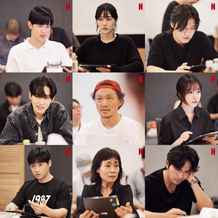 新加入演員，（第一排由左至右）任時完、朴圭瑛、姜河那、（第二排由左至右）朴成勳、...