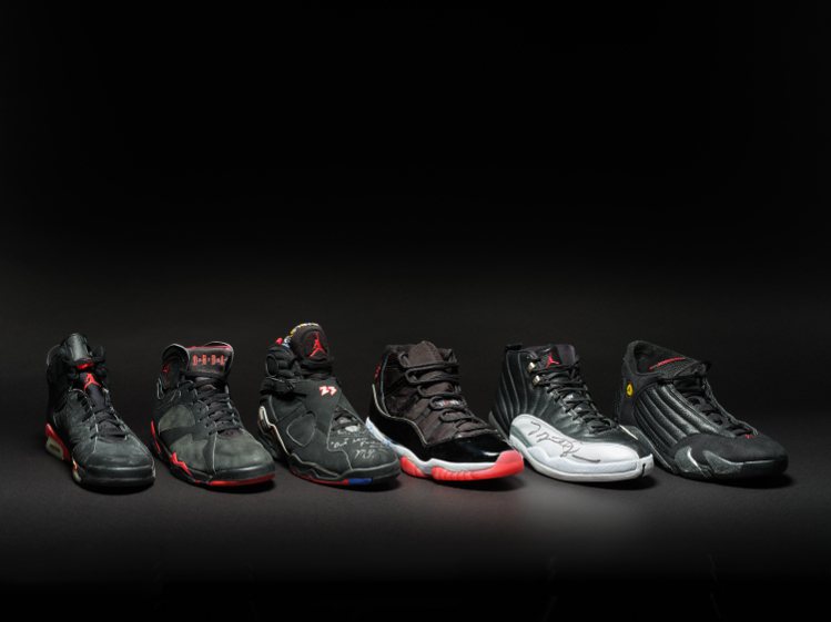 The Dynasty Collection， 喬丹六屆總冠軍Air Jordan戰靴，一組六雙Air Jordan球靴，當中每一雙都是喬丹奪得NBA總冠軍時穿過的戰靴。圖／蘇富比提供