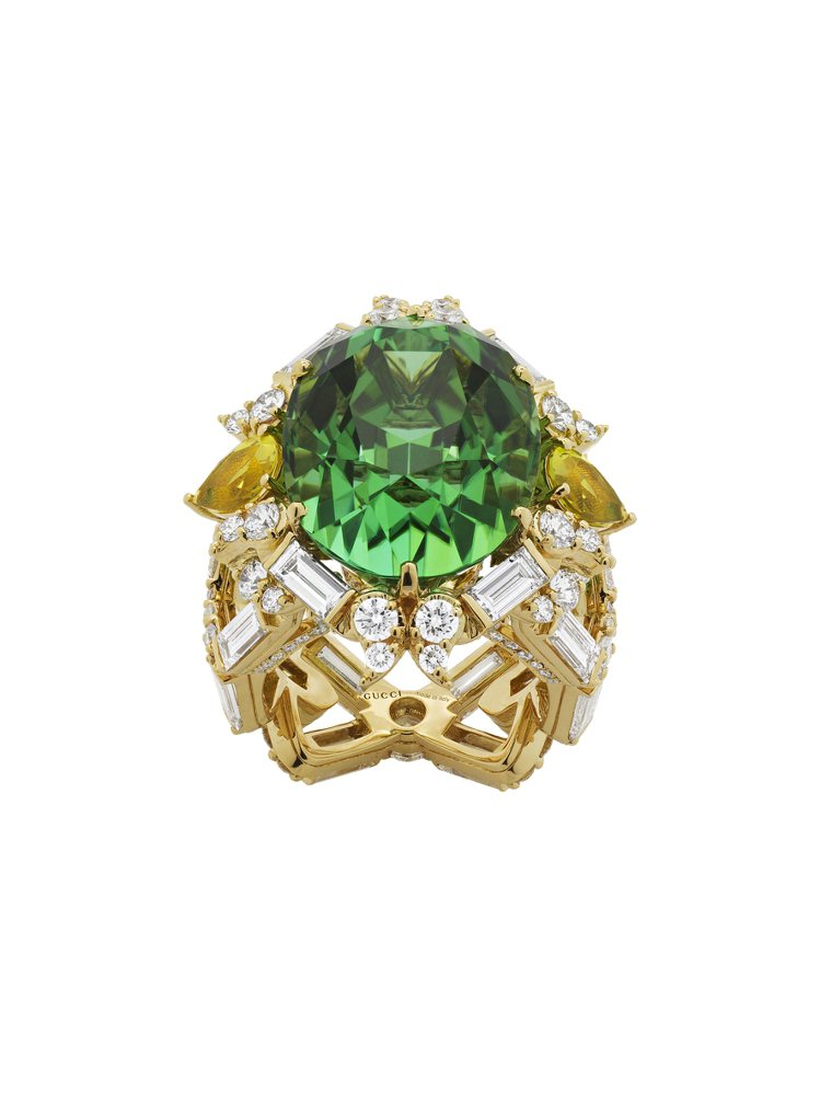 春主題，18K黃金戒指，鑲嵌綠色碧璽、金絲雀碧璽和鑽石，訂價約1,190萬元。圖／GUCCI提供