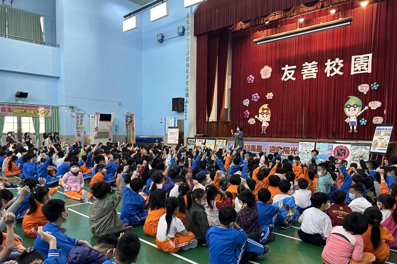 今年台南市國小新任校長遴選「26取8」，競爭激烈，勝出的8名校長，多達6人具雙語或是資訊科技專長。示意圖。圖／聯合報系資料照片
