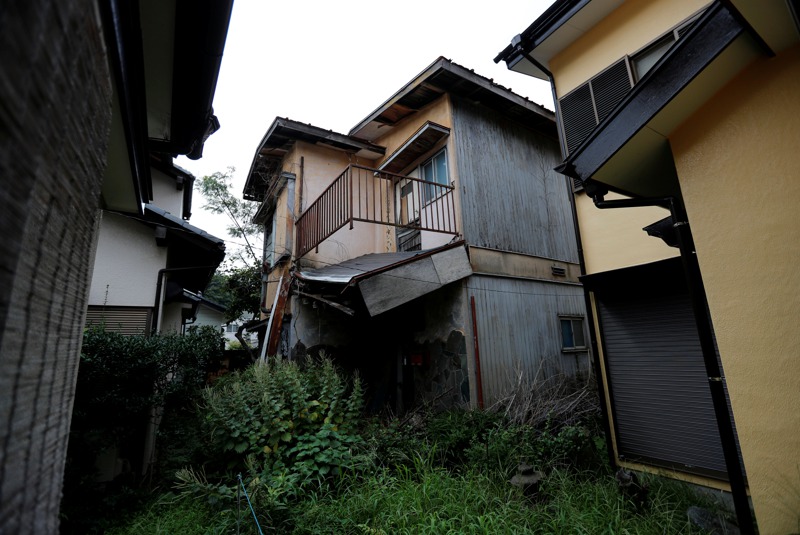 日本的社會安全網住宅制度上路近6年，到2022年底有76萬多間房登錄為社安宅，杯水車薪，且各縣市落差大。圖為千葉縣的空屋。路透