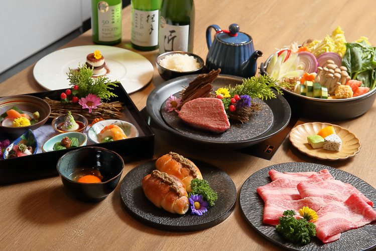 主打「日本A5夏多布里昂」搭配日本國產牛的「金月壽喜燒」套餐，每人3,480元。記者陳睿中／攝影