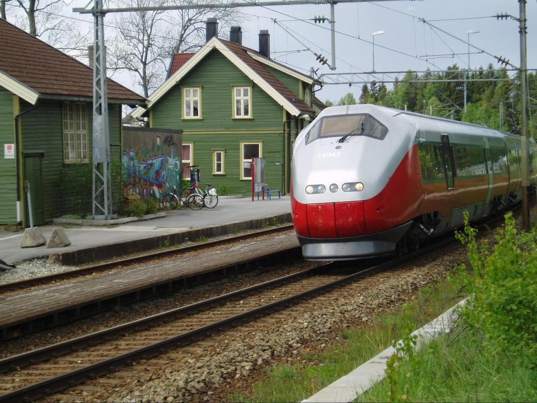 挪威鐵路路線總里程數約4,000公里，其中有95%是單線路段。 圖／維基共享　