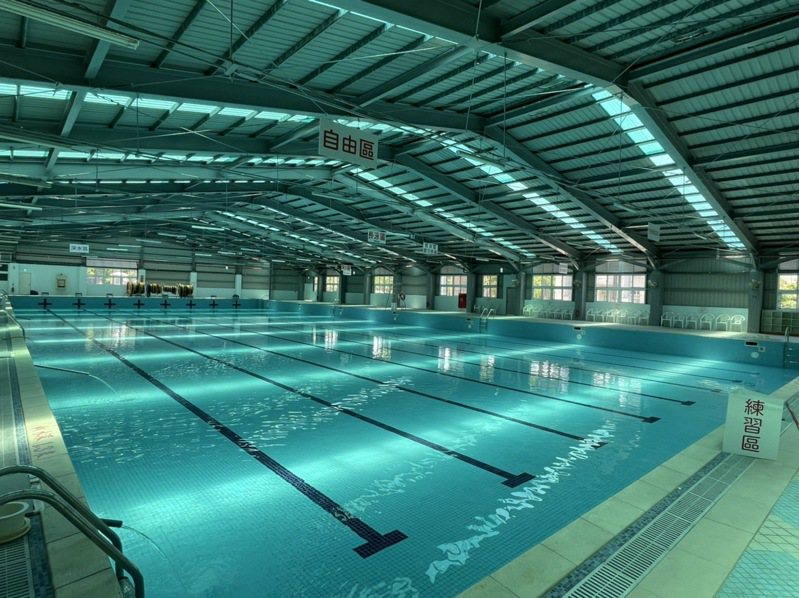 封館整修2年時間，善化區公立游泳池將於8月1日試營運。圖／善化區公所提供