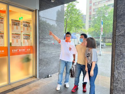 行政院今天拍板「青年安心成家購屋優惠貸款精進方案」，示意圖。圖／台灣房屋提供